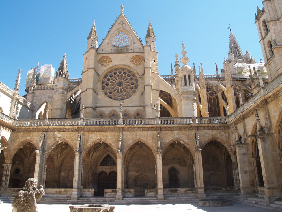 PATIO DEL CLAUSTRO