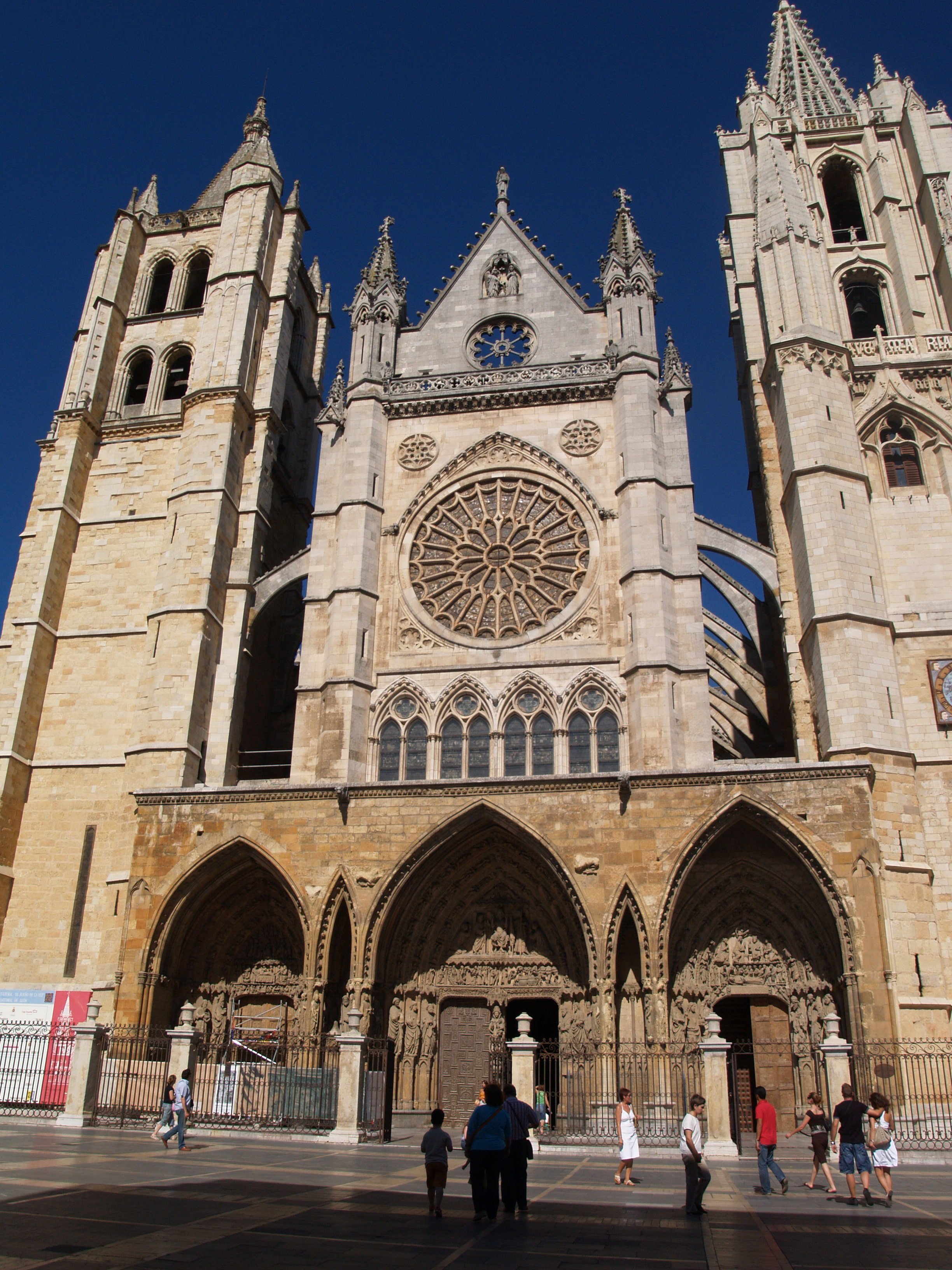 FACHADA DE LA CATEDRAL