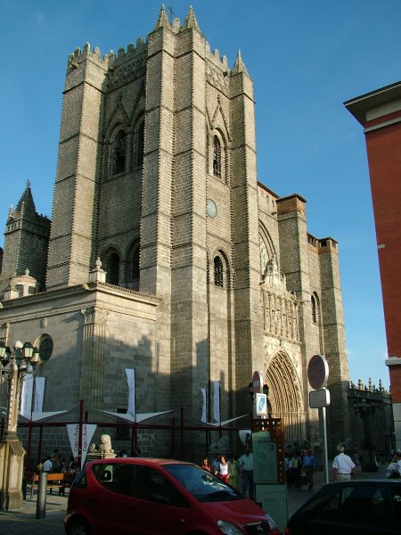 Vista de la facha de la  Catedral.
