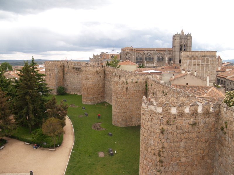 La Catedral vista desde la muralla.